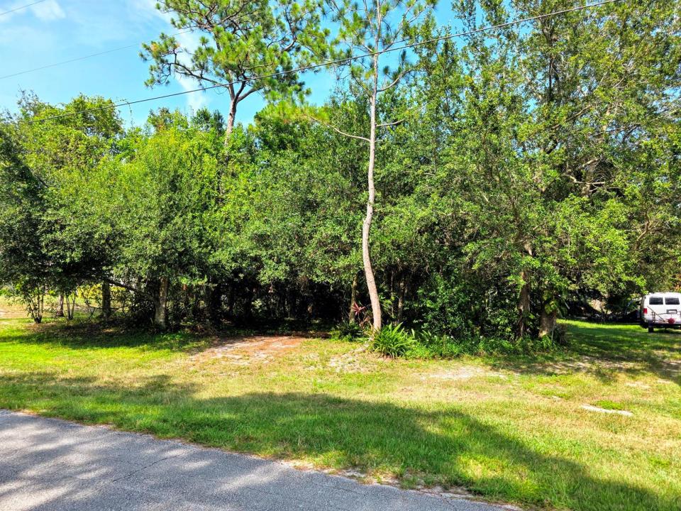 1249 SW Addie Street, Port St. Lucie, פלורידה 34983, ארצות הברית של אמריקה