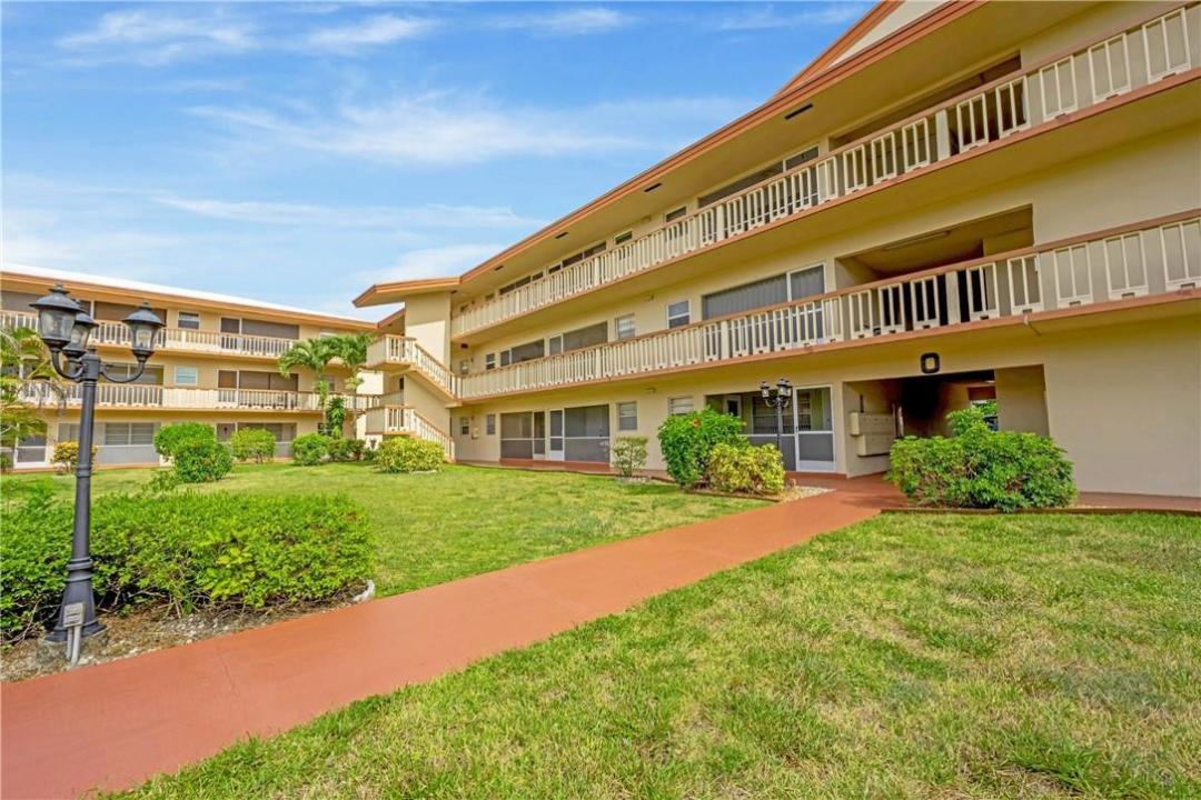 5300 Washington Street 108d, Hollywood, Floride 33021, États-Unis