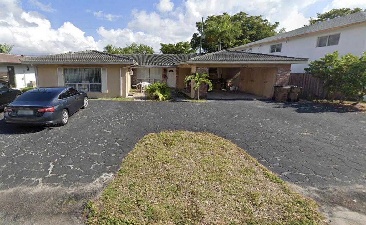 1421 SE 4th Street, Deerfield Beach, Floride 33441, États-Unis