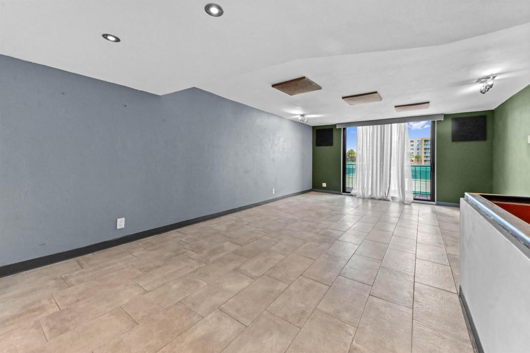 2828 Tennis Club Drive #202, West Palm Beach, Florida 33417, HOA KỲ