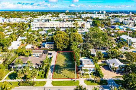 215 N Swinton Avenue, Delray Beach, Florida 33444