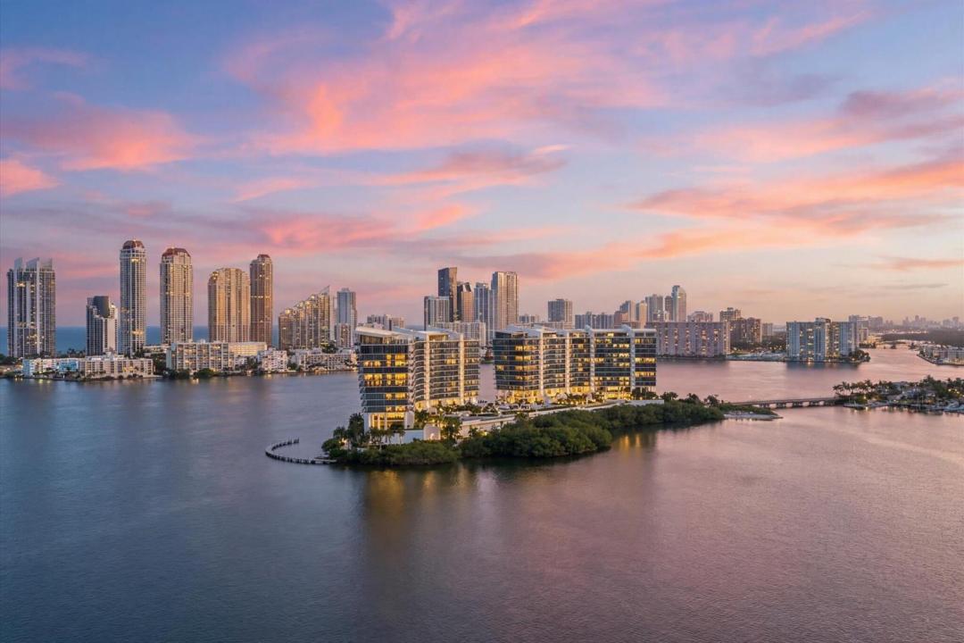 3370 SW Hidden Bay Drive 2409, Aventura, Floride 33180, États-Unis