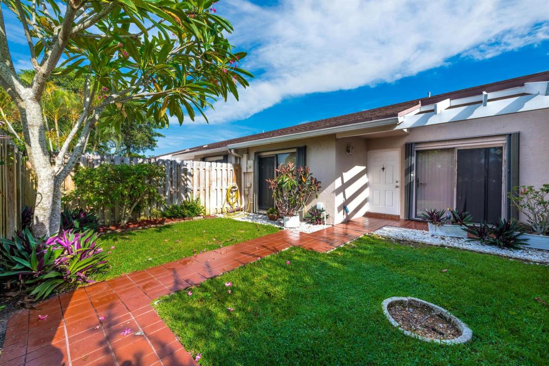 1013 NW 53rd Street, Deerfield Beach, Floride 33064, États-Unis