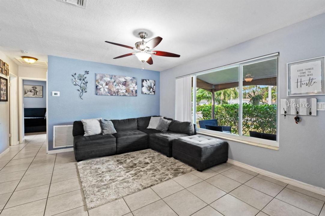 5554 SW 6th Street, Margate, Floride 33068, États-Unis