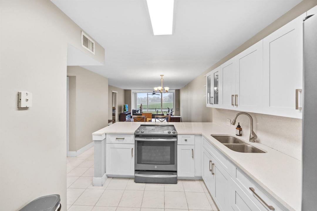 4539 Luxemburg Court 104, Lake Worth, فلوريدا 33467, الولايات المتحدة