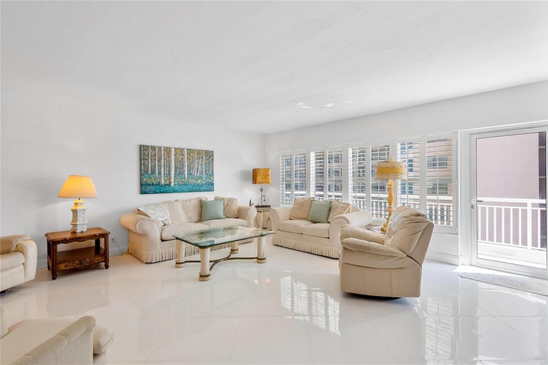 3850 Galt Ocean Drive 405, Fort Lauderdale, Florida 33308, USA