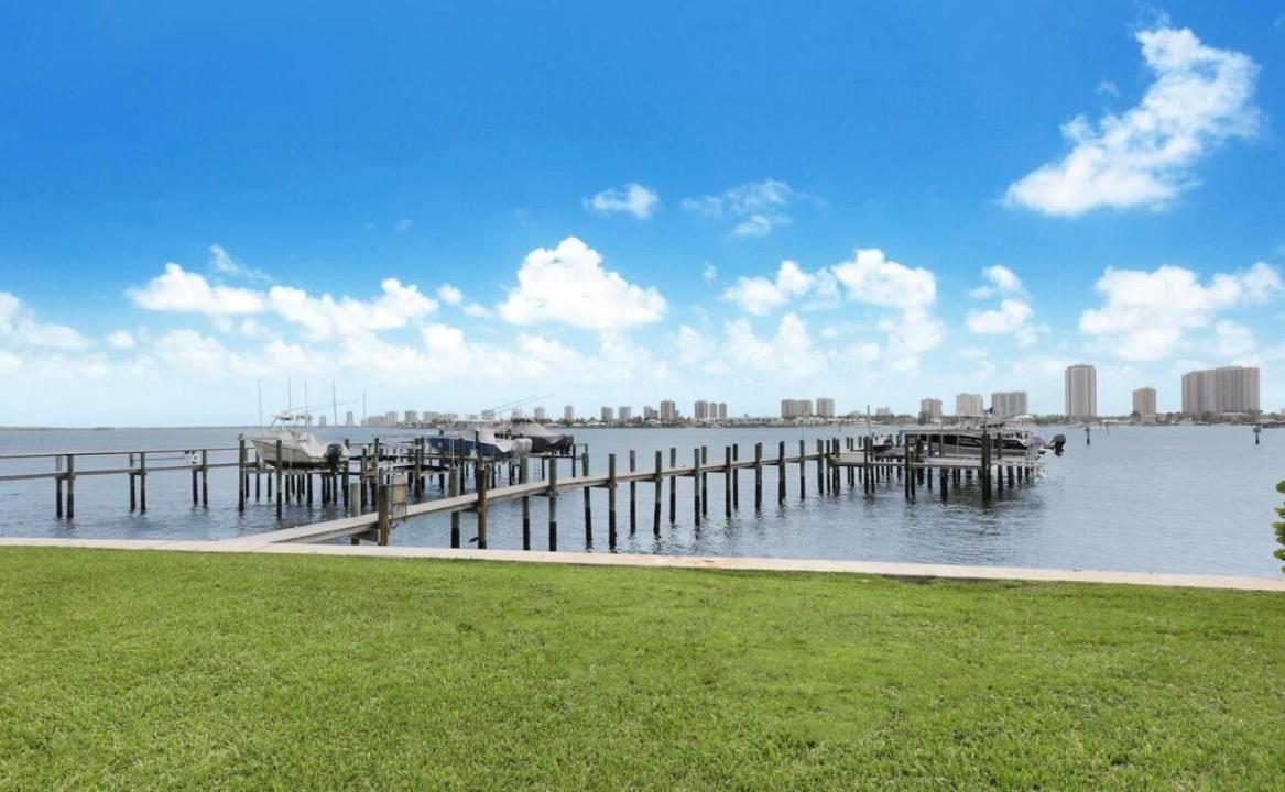 370 Wilma Circle 6, Riviera Beach, Floride 33404, États-Unis