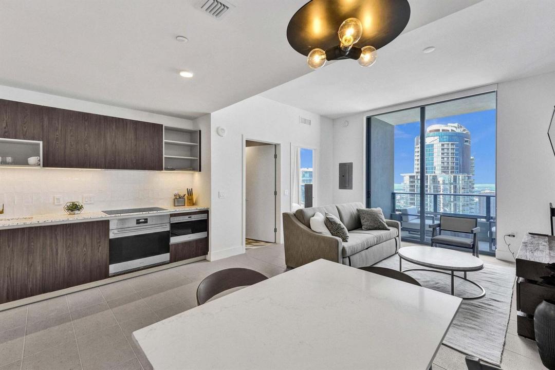 159 NE 6th Street 4813, Miami, Florida 33132, Stati Uniti