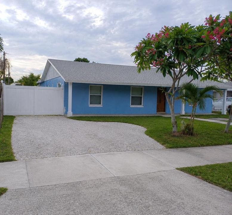 3308 Lake Avenue, West Palm Beach, Florida 33405, Stati Uniti
