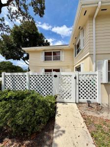 8161 Andover Court 61d, Lake Clarke Shores, Florida 33406, USA