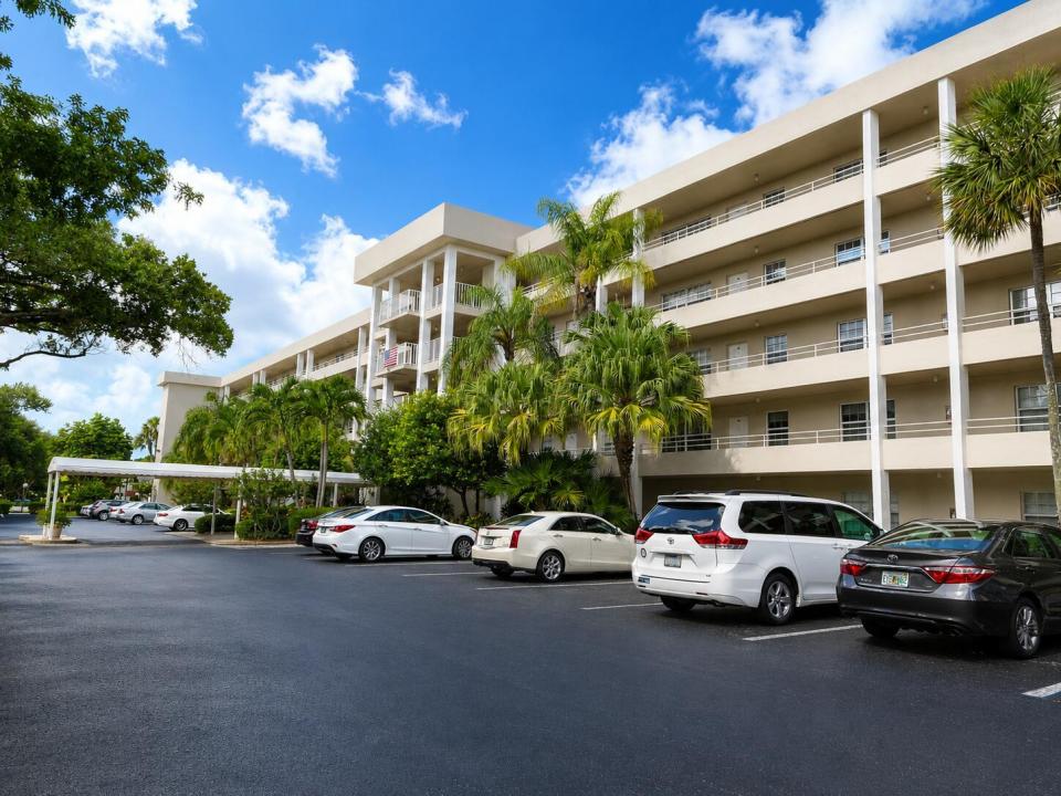 804 Cypress Boulevard 104, Pompano Beach, Floride 33069, États-Unis
