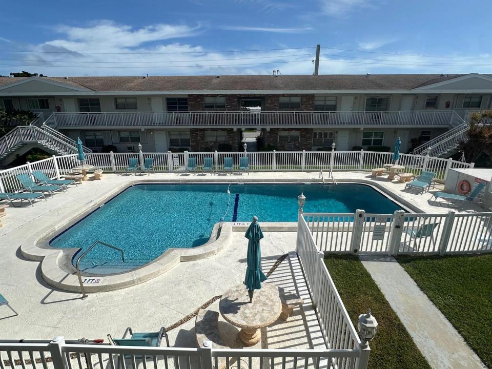 3850 NE 21st Way 41, Lighthouse Point, Florida 33064, USA