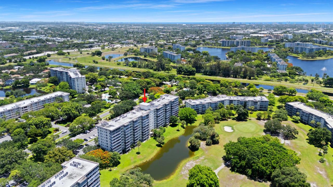 3510 Oaks Way 406, Pompano Beach, Floride 33069, États-Unis