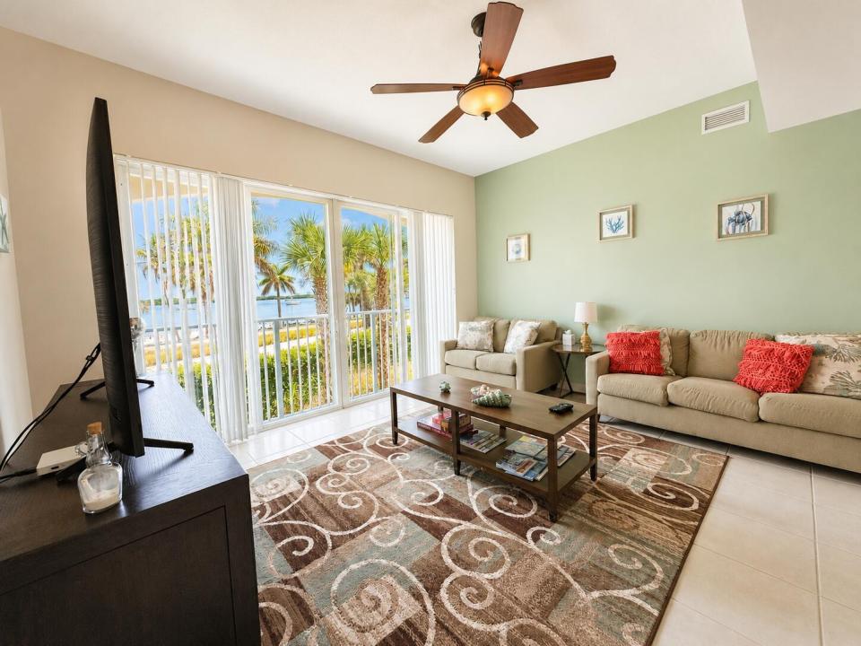 35 Harbour Isle W Drive 202, Fort Pierce, Floride 34949, États-Unis