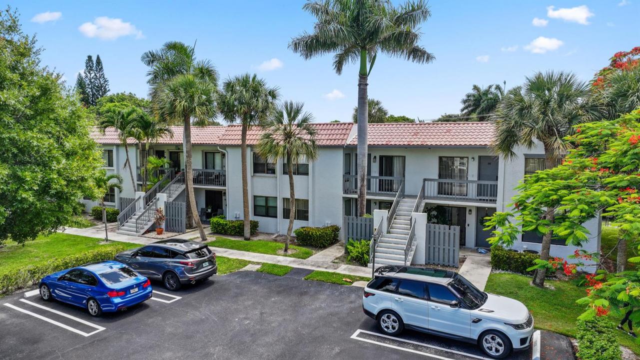 3275 Frederick Boulevard 17u, Delray Beach, Floride 33483, États-Unis