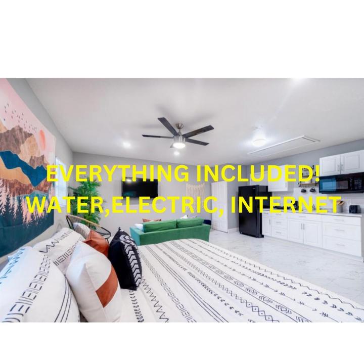 1831 SW Fears Avenue 2- Studio, Port St. Lucie, Floride 34953, États-Unis
