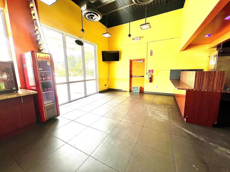 7380 Wiles Road, Coral Springs, Florida 33067, USA