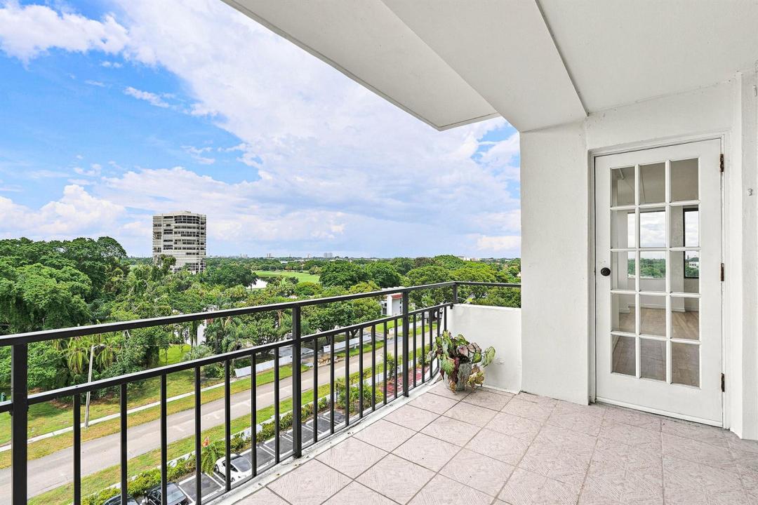 1500 Presidential Way 704, West Palm Beach, Floride 33401, États-Unis