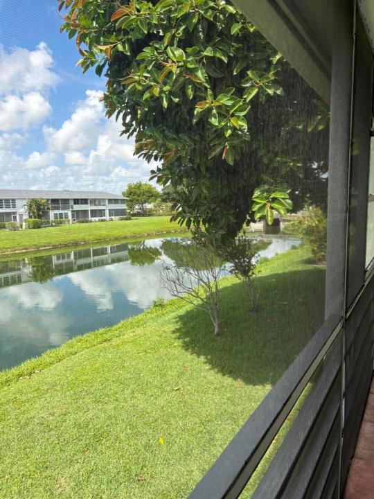 25 Kent B, West Palm Beach, Florida 33417, USA