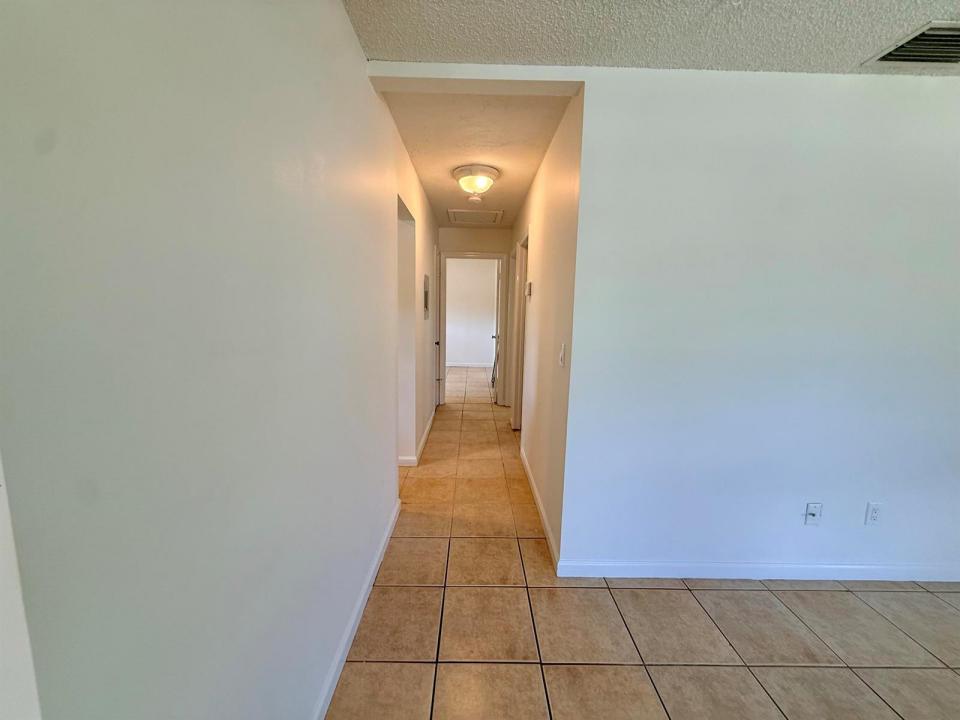 3362 SE Jefferson Street, Stuart, Florida 34997, USA