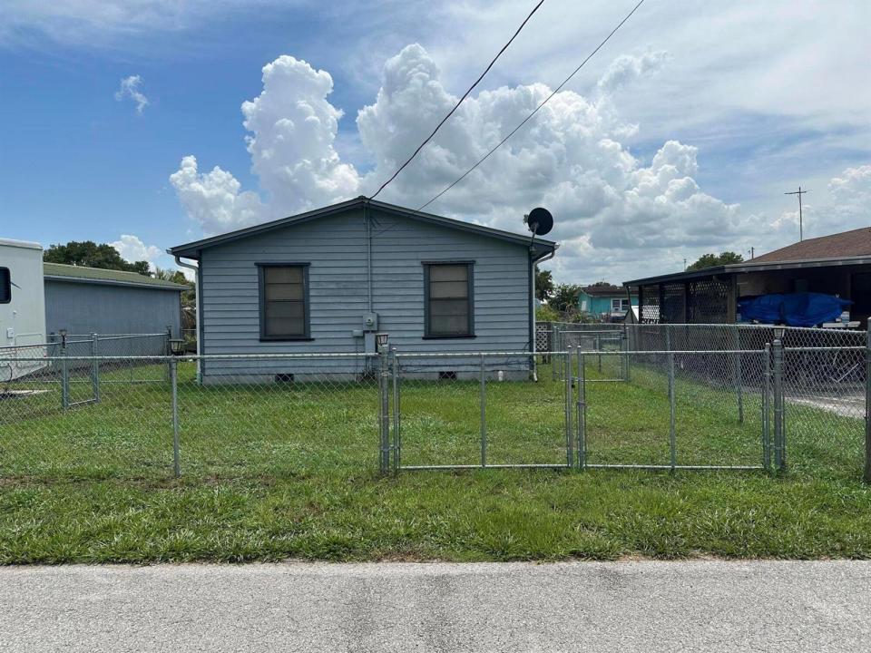 1110 3rd Street, Okeechobee, Florida 34974, USA