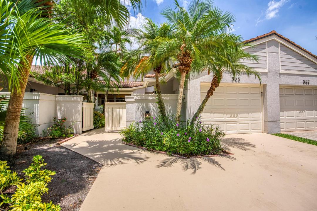 525 Prestwick Circle, Palm Beach Gardens, Floride 33418, États-Unis
