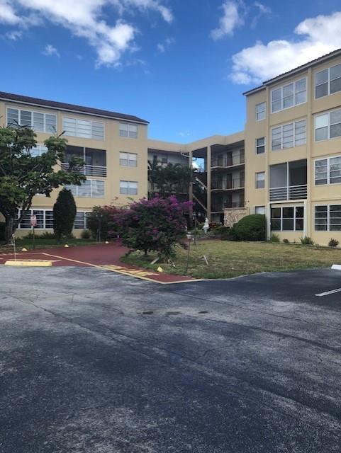 2801 Somerset Dr Drive 209, Lauderdale Lakes, Florida 33311, Stati Uniti