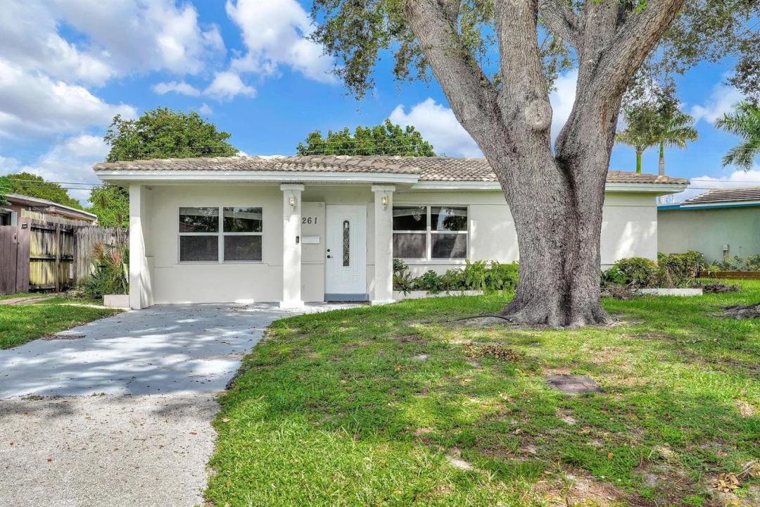261 NE 45th Street, Oakland Park, Floride 33334, États-Unis