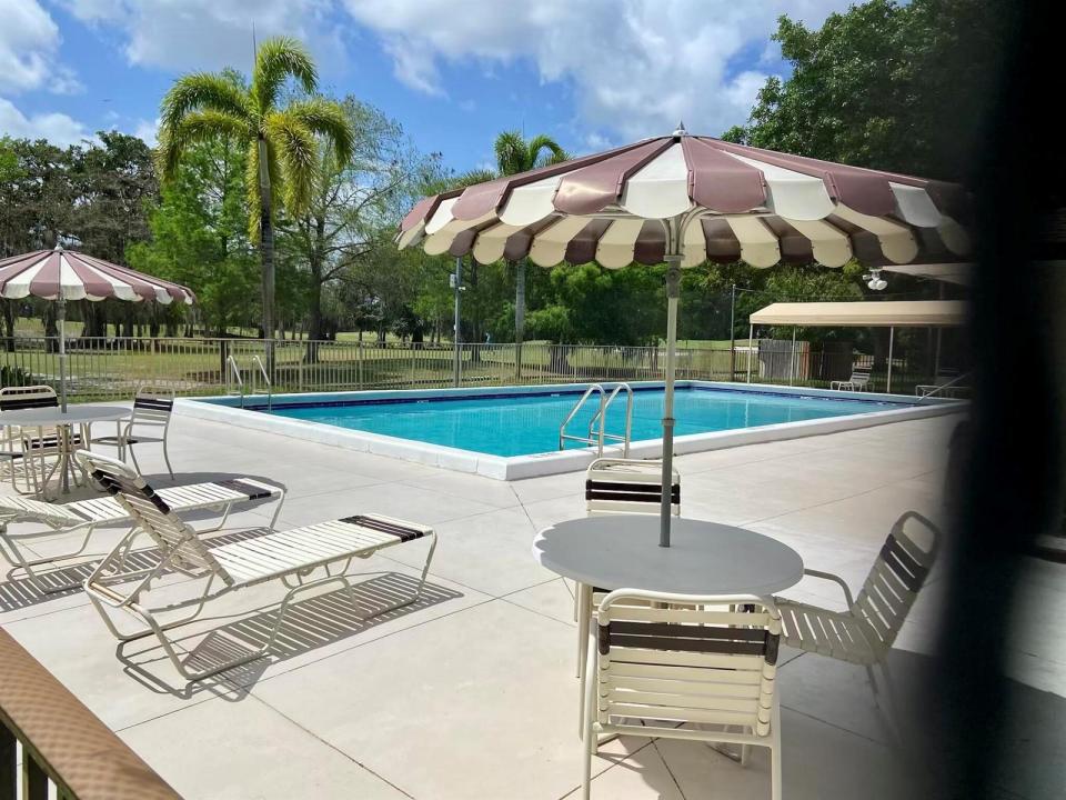 8050 W Mcnab Road 320, Tamarac, Florida 33321, Stati Uniti