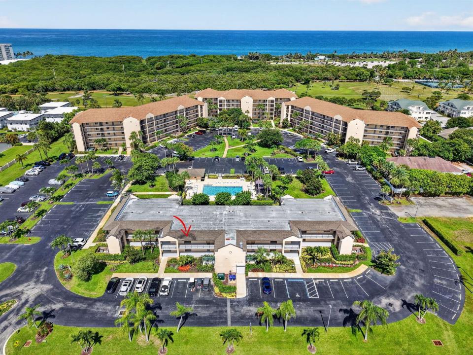 275 Palm Avenue D 203, Jupiter, Floride 33477, États-Unis