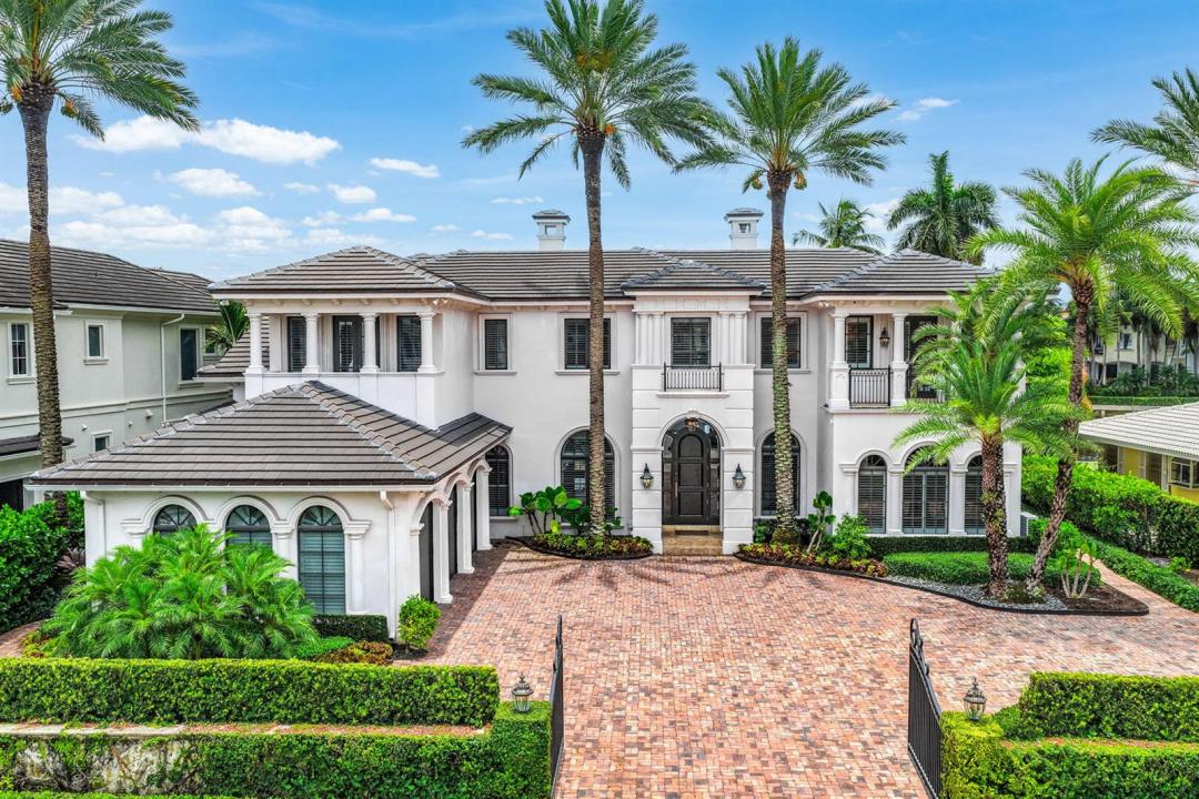 450 S Maya Palm Drive, Boca Raton, Florida 33432, USA