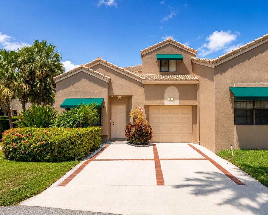 1644 Cypress Pointe Drive 1-9, Coral Springs, Floride 33071, États-Unis