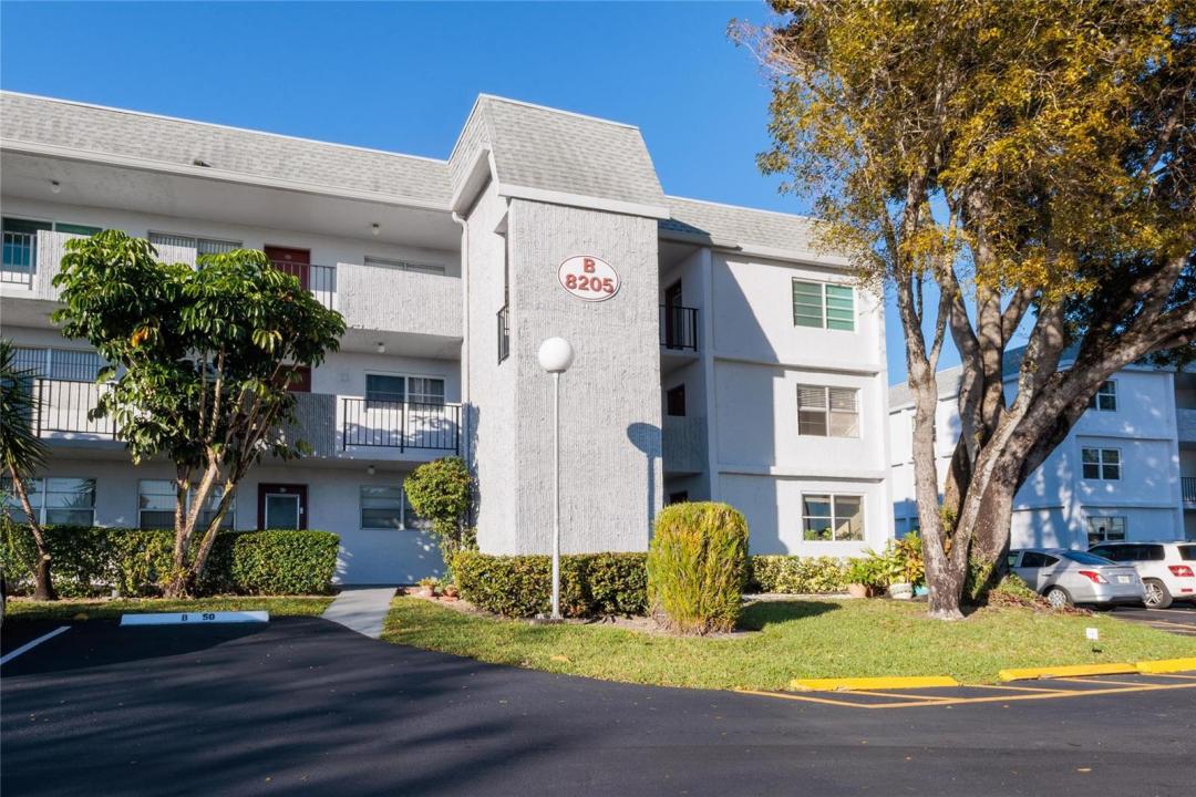 8205 NW 61st Street B218, Tamarac, Floride 33321, États-Unis