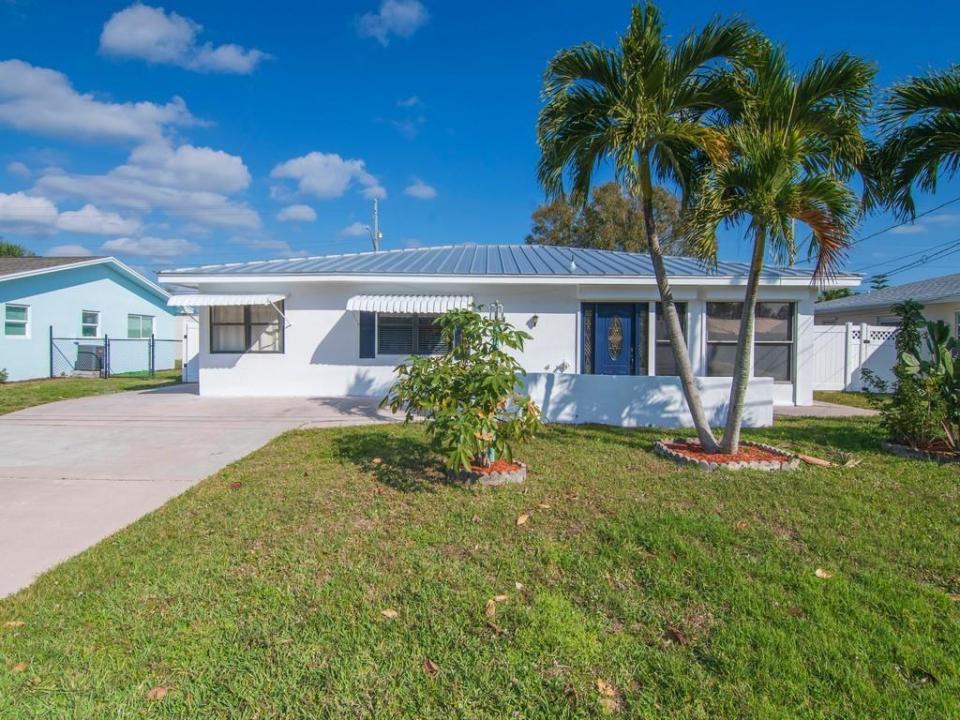 476 19th Place, Vero Beach, Florida 32960, USA