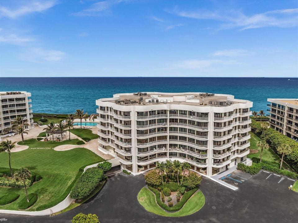 3360 S Ocean Boulevard 2a, Palm Beach, Florida 33480, USA