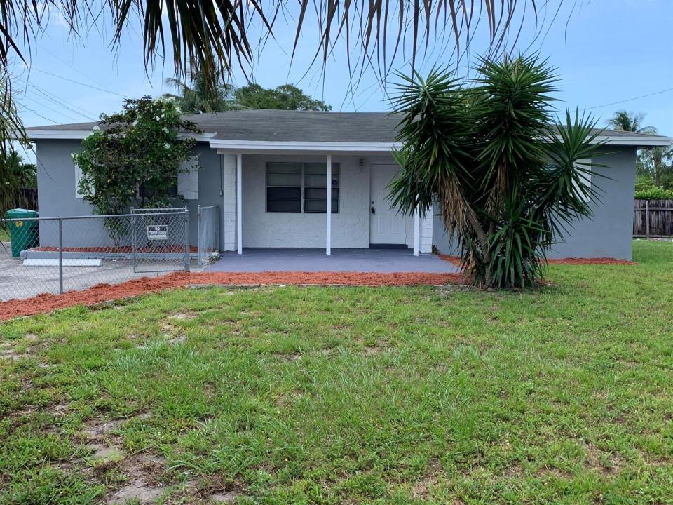 240 NW 38th Avenue, Lauderhill, Flórida 33311, Estados Unidos