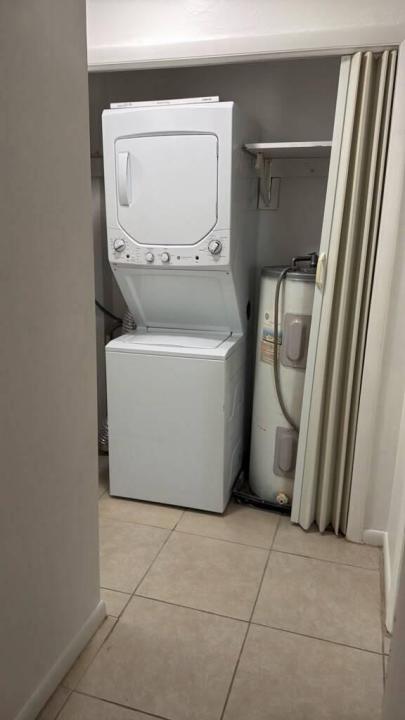 4951 Wedgewood Way 5, West Palm Beach, Floride 33417, États-Unis