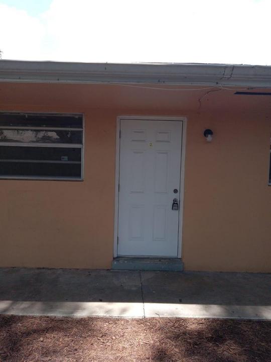 612 Bayberry Drive 1, Lake Park, Floride 33403, États-Unis