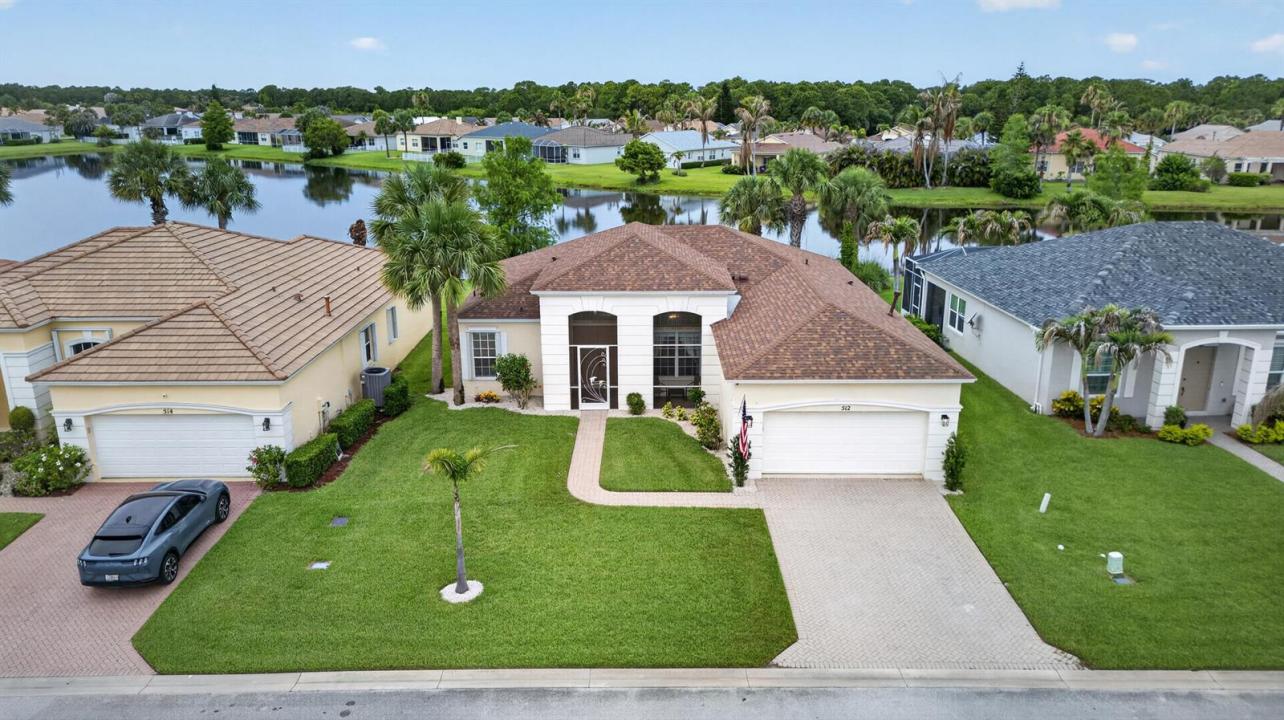 512 SW Lake Manatee Way, Flórida 34986, Estados Unidos
