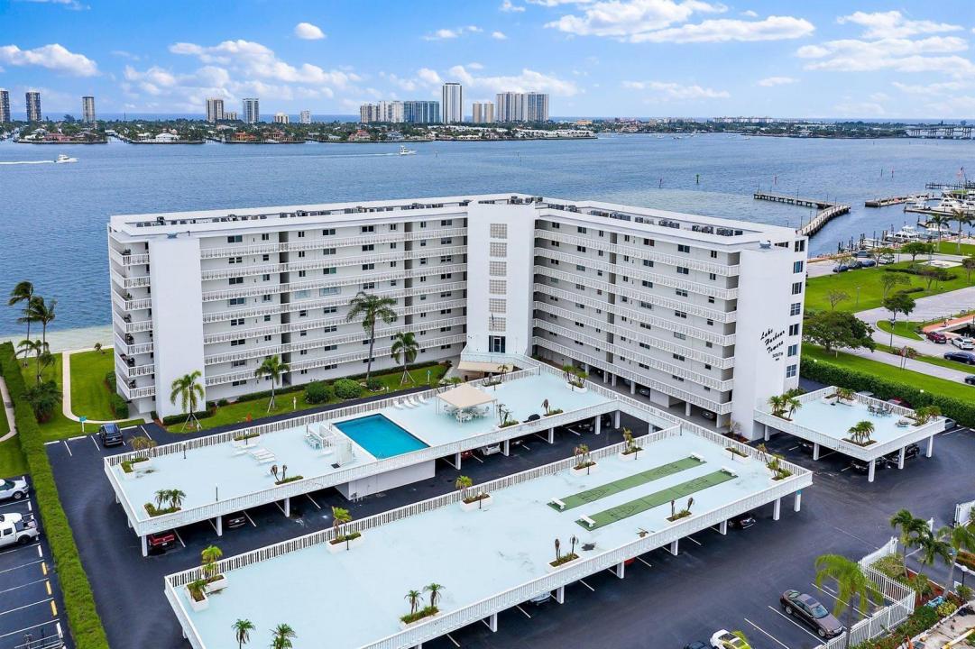 301 Lake Shore Drive 802, Lake Park, Floride 33403, États-Unis