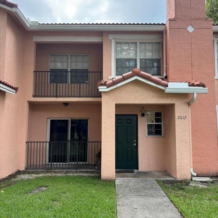 2412 Belmont Lane, North Lauderdale, 플로리다 33068, 미국