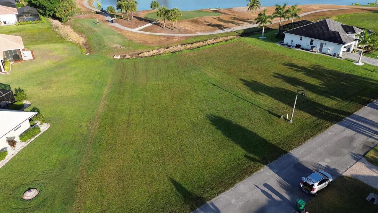 18001 Bluewater Drive, Naples, Florida 34114, Stati Uniti