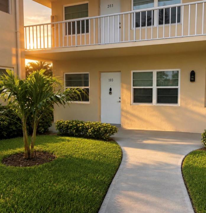 12 Vista Palm Lane, Vero Beach, Florida 32962, USA