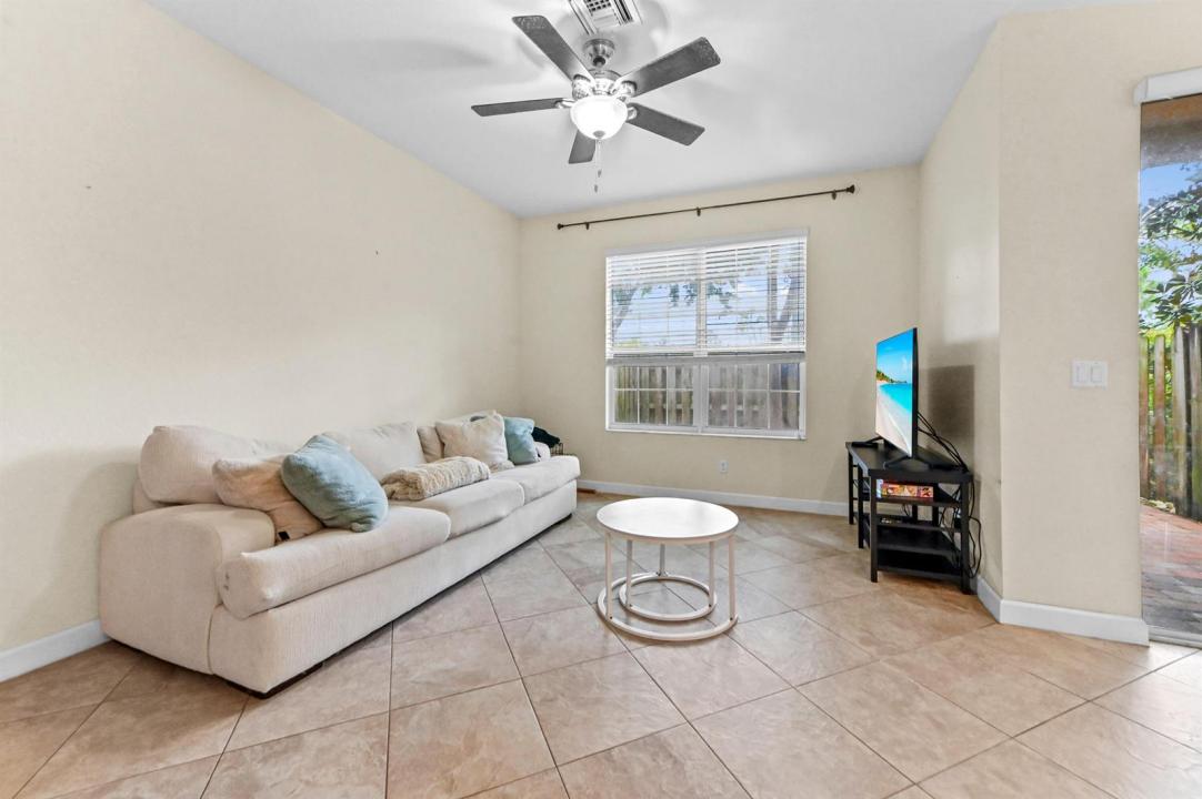 5053 Ellery Terrace, West Palm Beach, Florida 33417, Stati Uniti