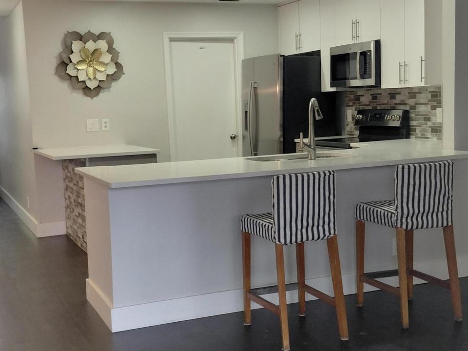 2147 Discovery W Circle, Deerfield Beach, Floride 33442, États-Unis