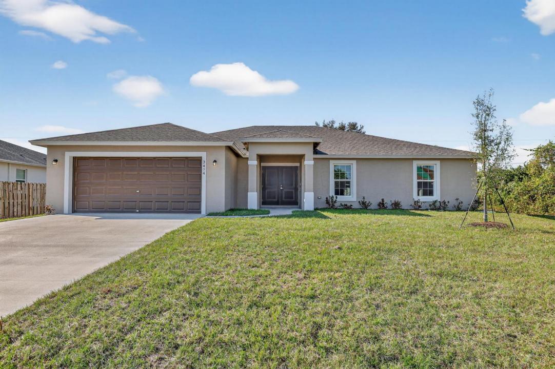 2060 SW Morelia Lane, Port St. Lucie, Floride 34953, États-Unis