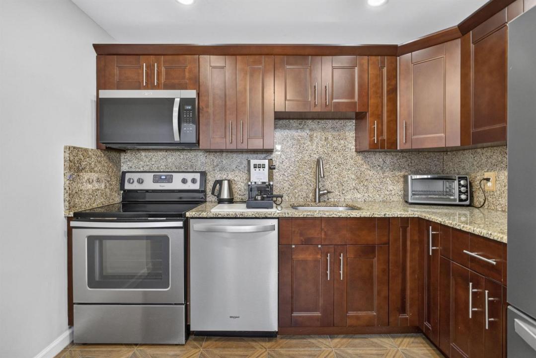 307 Wellington C, West Palm Beach, פלורידה 33417, ארצות הברית של אמריקה