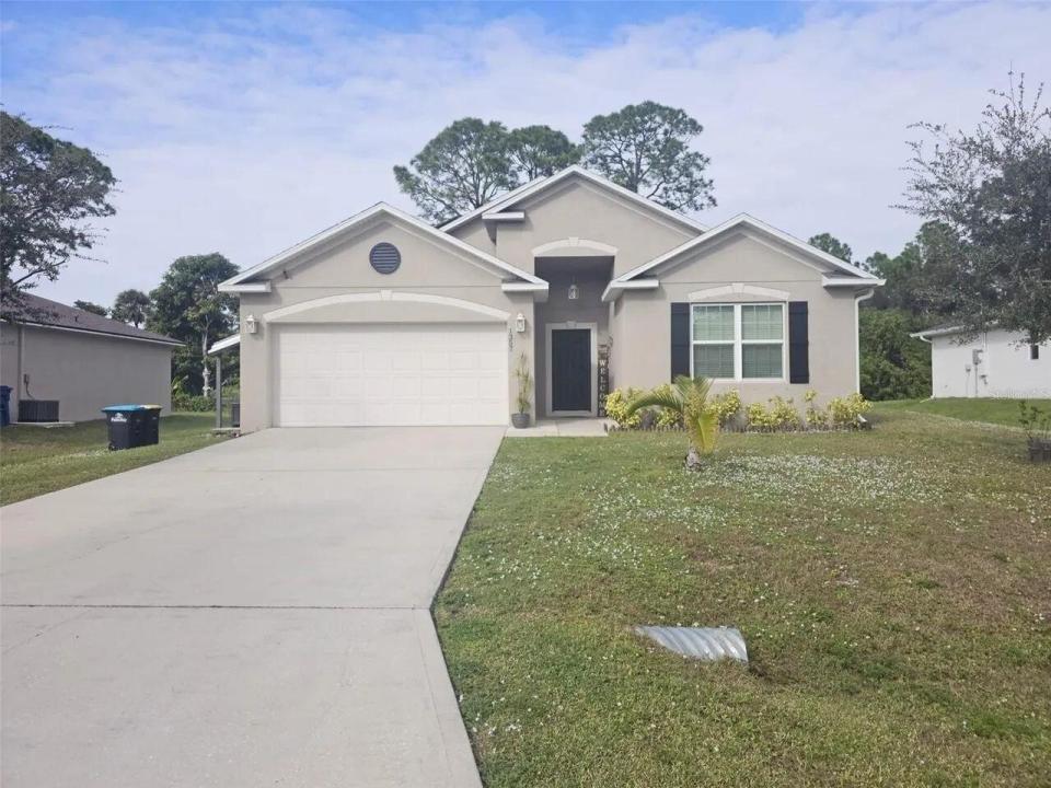 1357 Sequoia NW Road, Palm Bay, Floride 32907, États-Unis