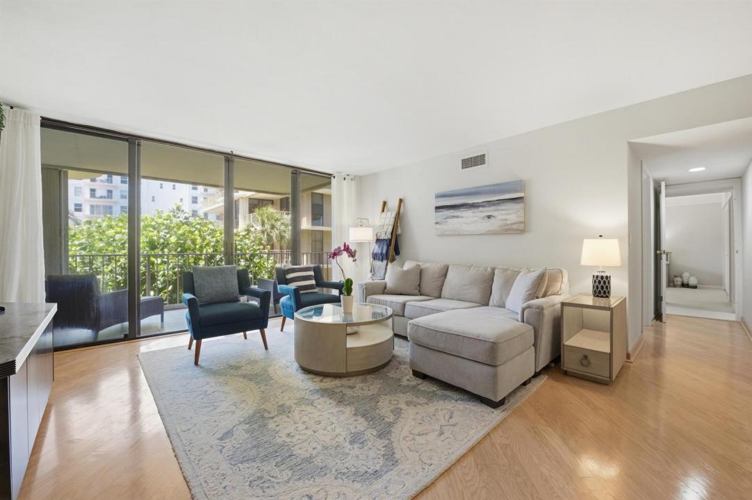 3200 S Ocean Boulevard D203, Palm Beach, Florida 33480, Stati Uniti