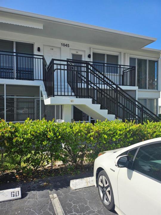 1045 SE 15th Street 13c, Fort Lauderdale, Florida 33316, USA